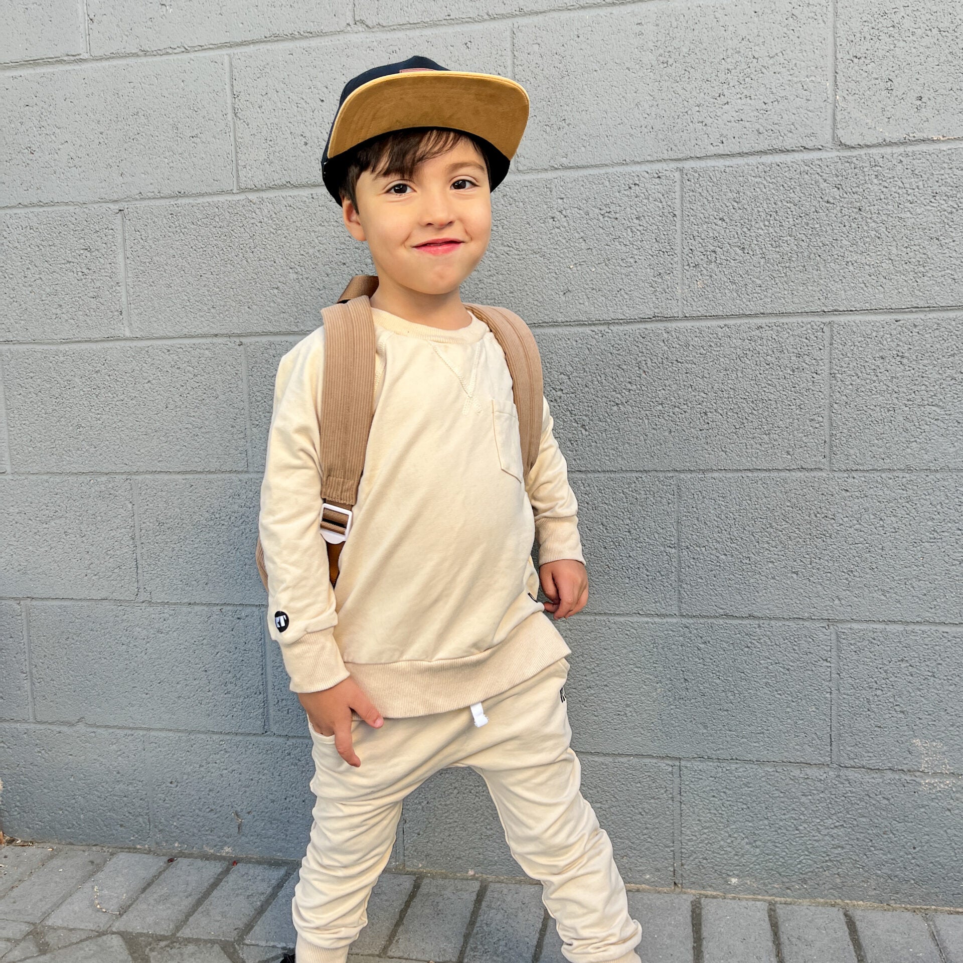 6656A730-B2B1-4FA7-ADEE-93178FF5DBA2