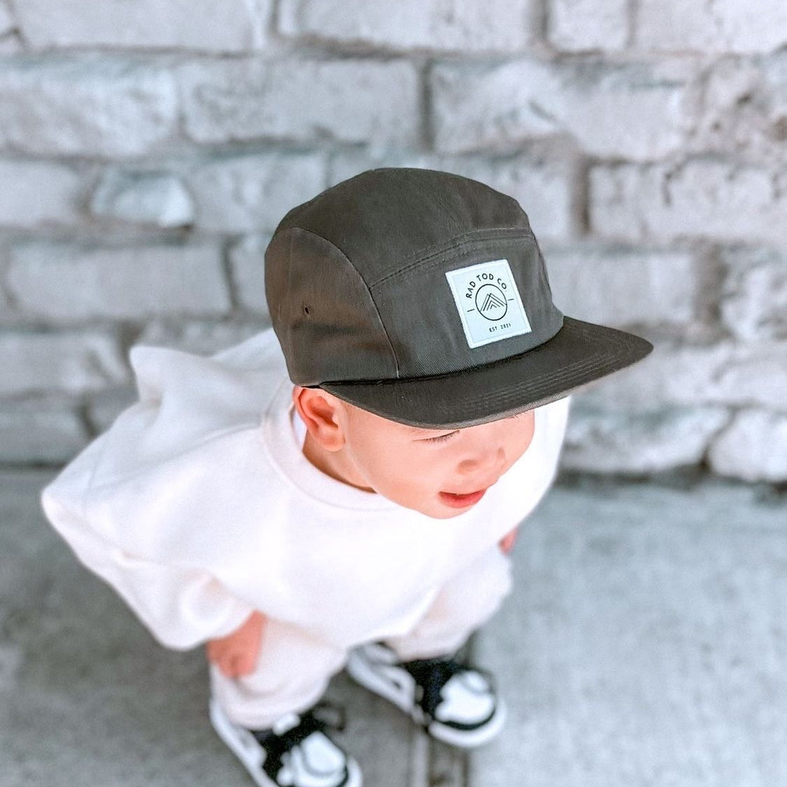 6E8595B4-D5DB-429E-9107-AF2A7C8CFD98