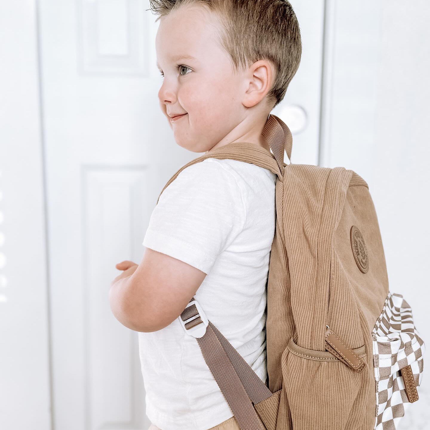 98BD0AD5-4E2C-4B11-9284-4C4057CCBB48