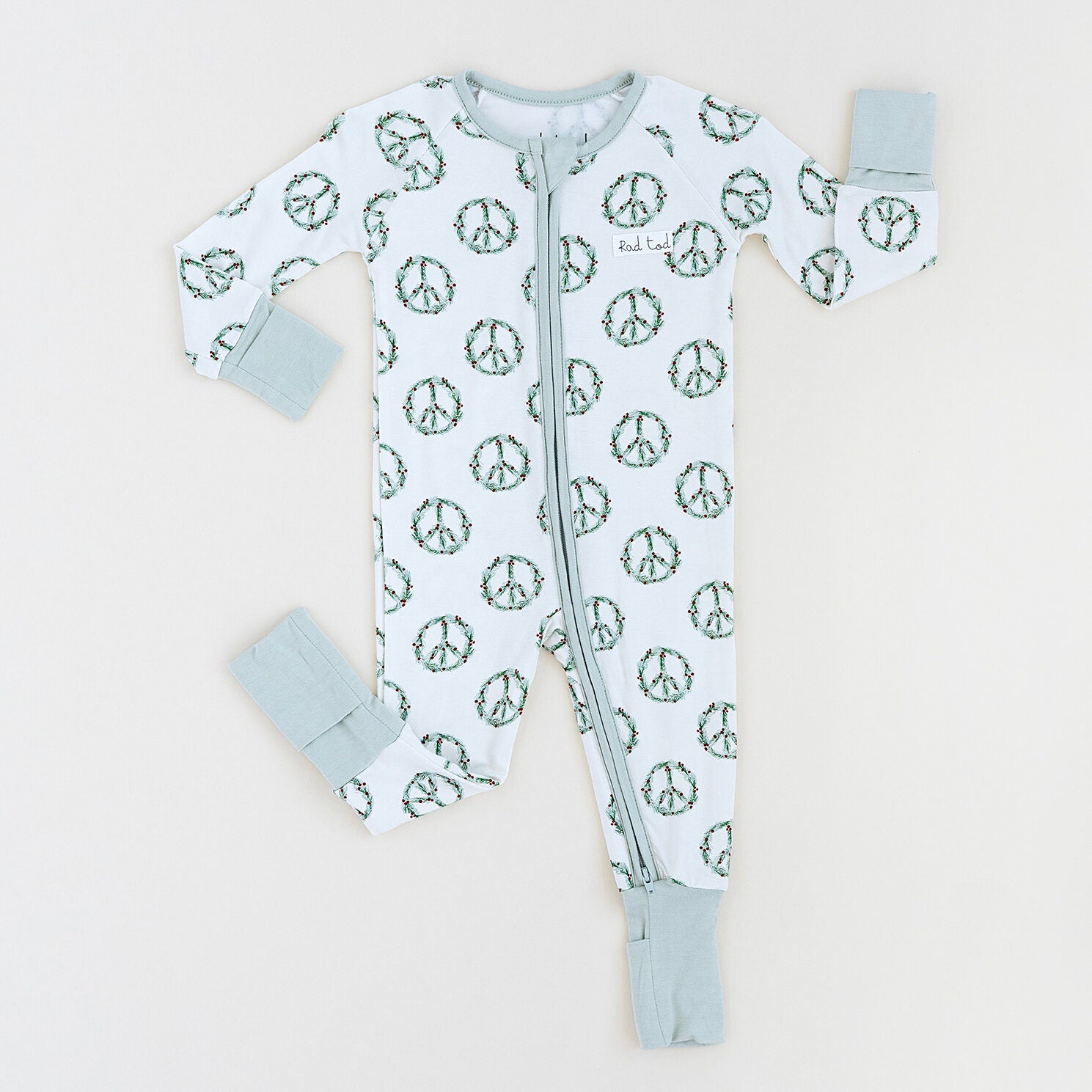 リヤドロ DRESSING THE BABY ベイビードラゴン | リヤドロ公式オンライン