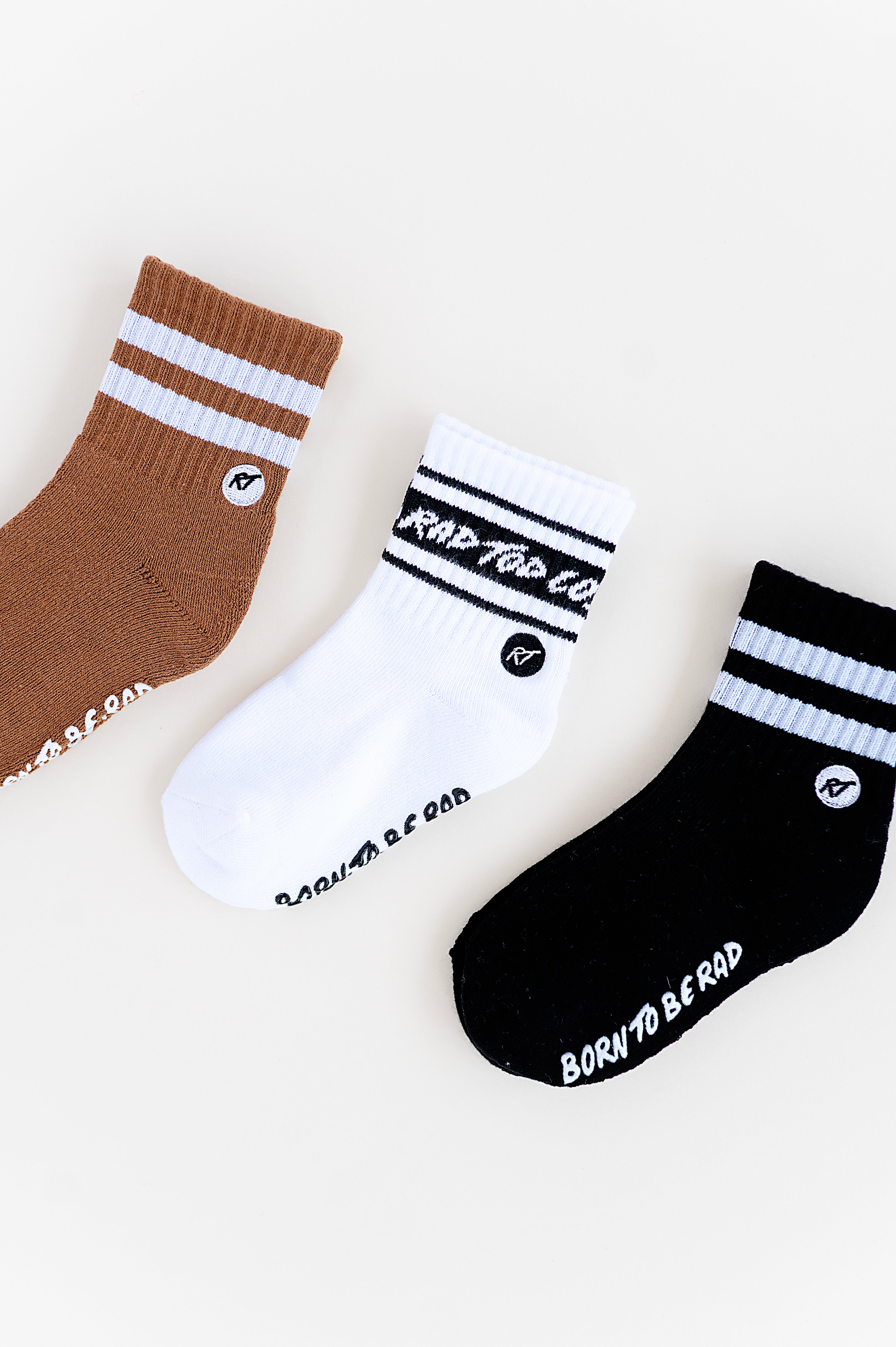 Trendy toddler socks in neutral colors for a comfortable and versatile fit