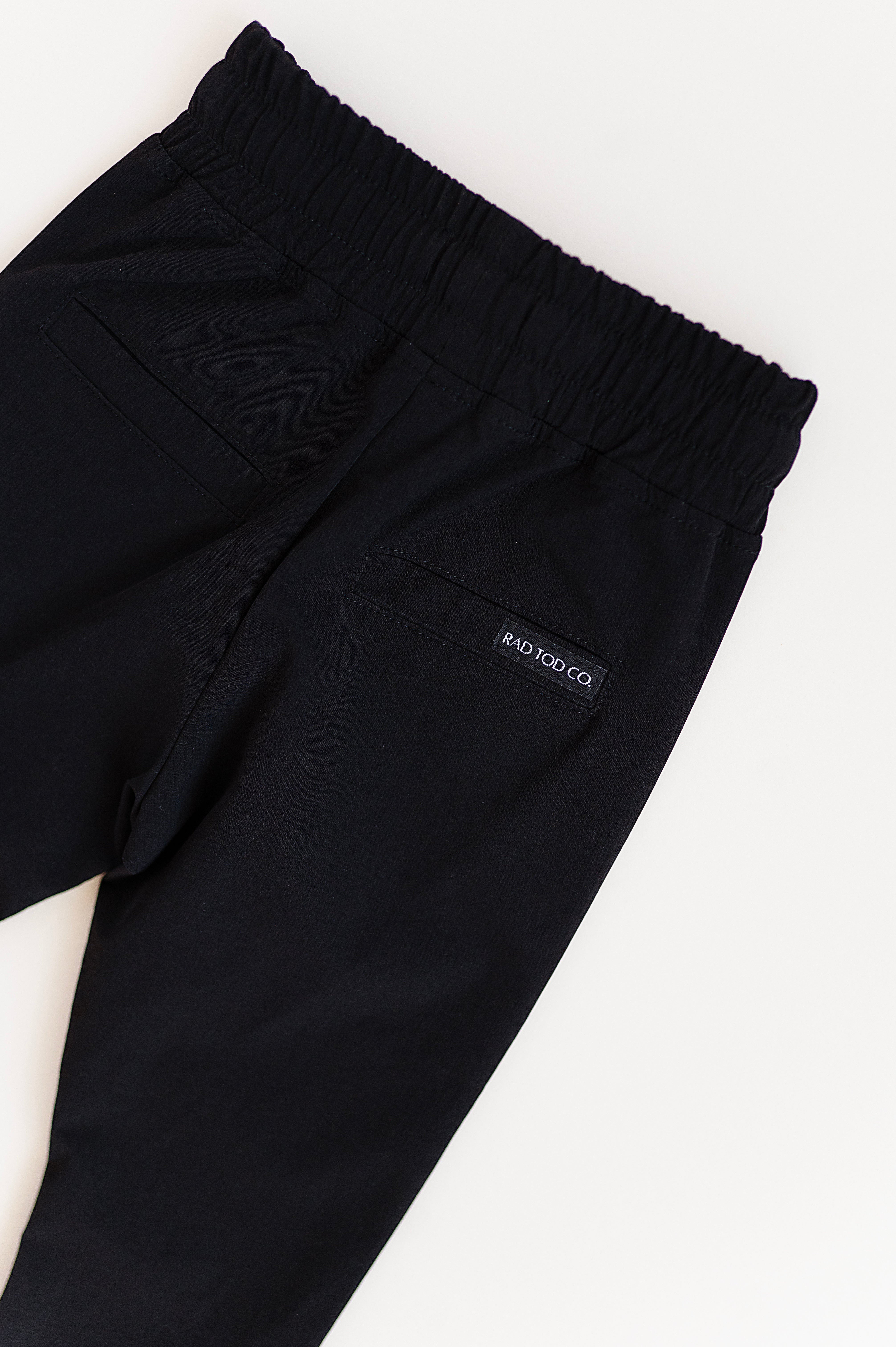 ハチヤーズ　8YARDS Ribbed Joggers 2XLサイズ　Black ハチヤーズ 8YARDS Ribbed Joggers 2XLサイズ Black